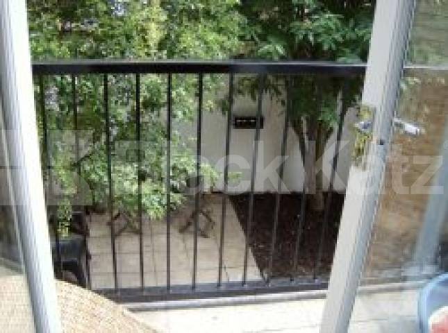 			LET, 4 Bedroom, 1 bath, 1 reception Mews House			 Vestry Mews, Camberwell